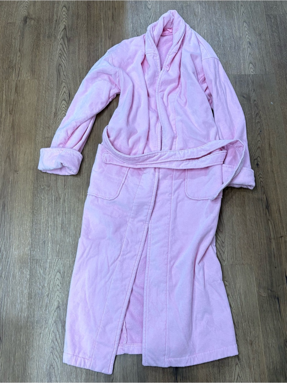 Vintage Y2K Victoria’s Secret bath robe